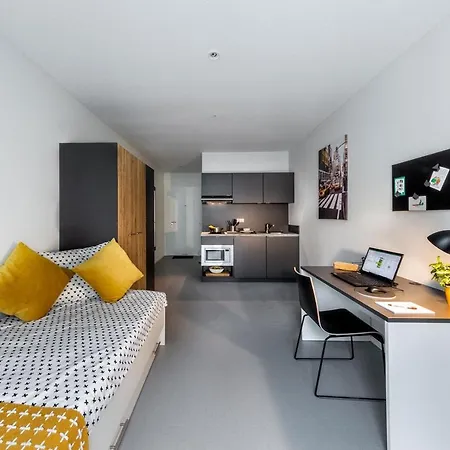 Green Stay Aparthotel *