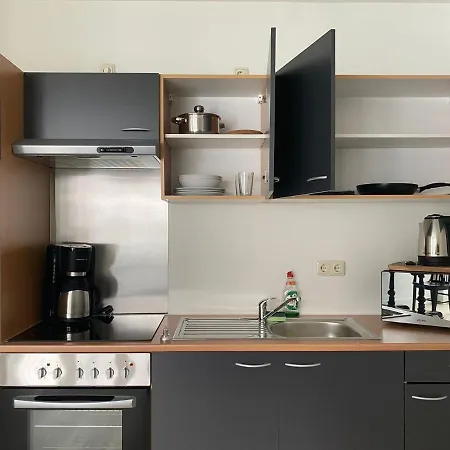 Green Stay Aparthotel 3*